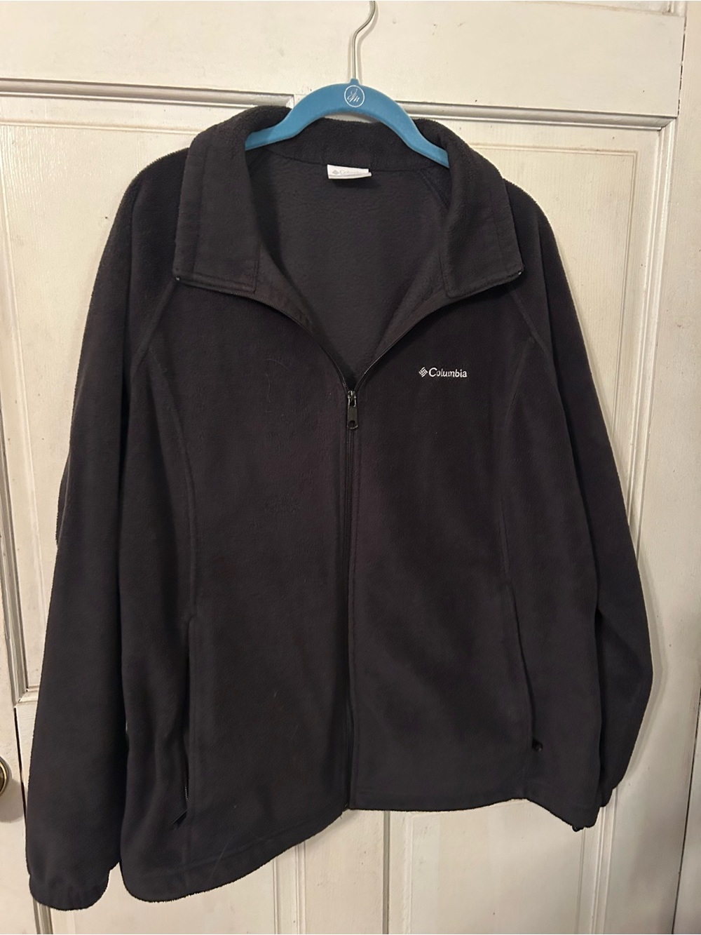 Columbia Black Full-Zip Lightweight Jacket